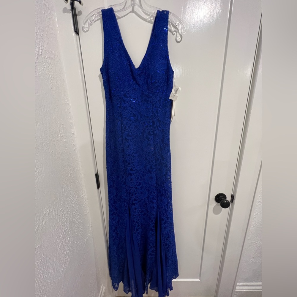 Eureka royal blue lace and chiffon V-neck gown
